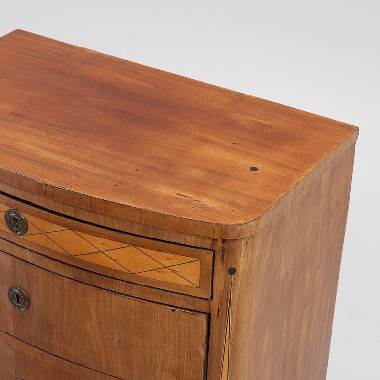 Chest of drawers, first half of the 19th century.