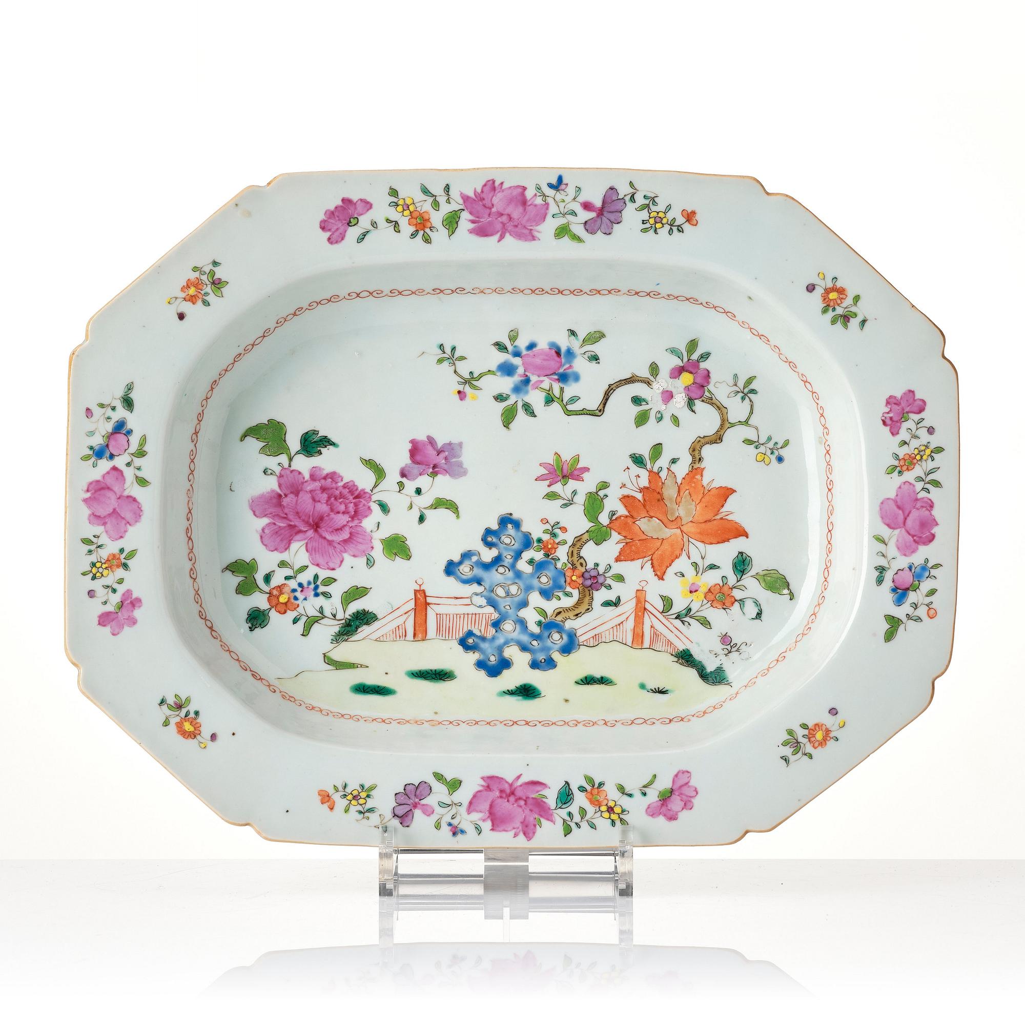A famille rose tureen with cover, Qing dynasty, Qianlong (1736-95).