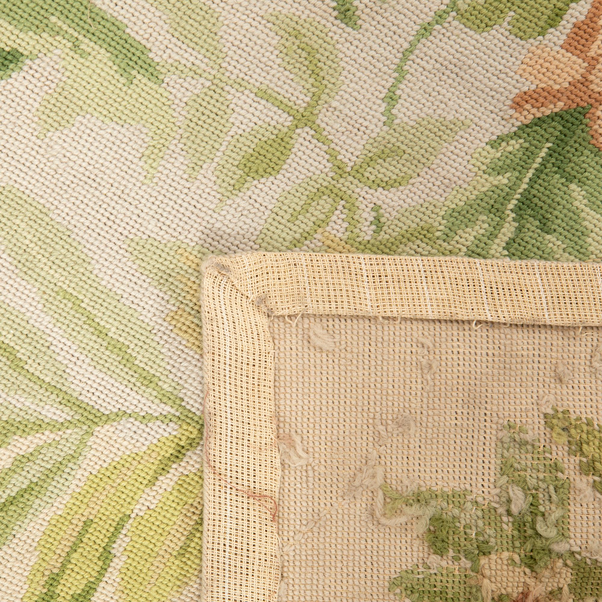 Matta 1900-talets andra hälft 310x240 cm.