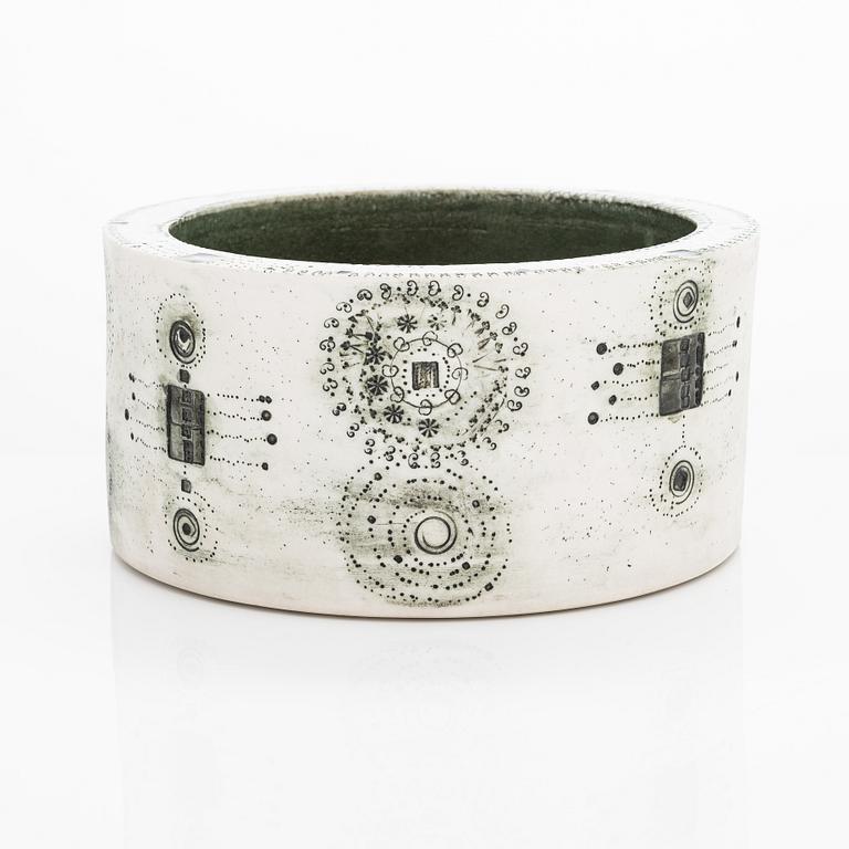 Rut Bryk, a stoneware bowl signed Arabia BRYK.