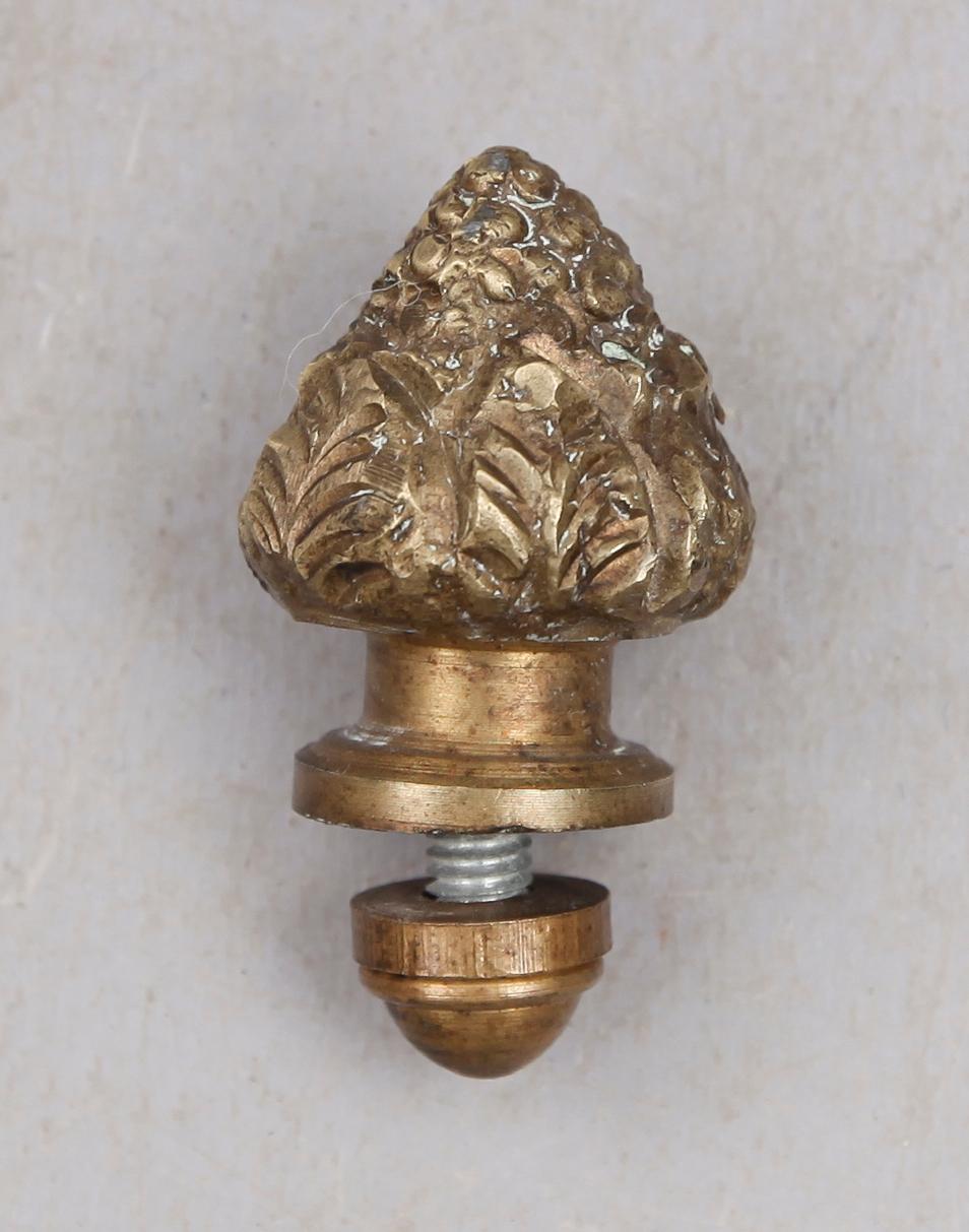 PRAKTURNOR, 1 par, porslin, Frankrike, 1900-tal.