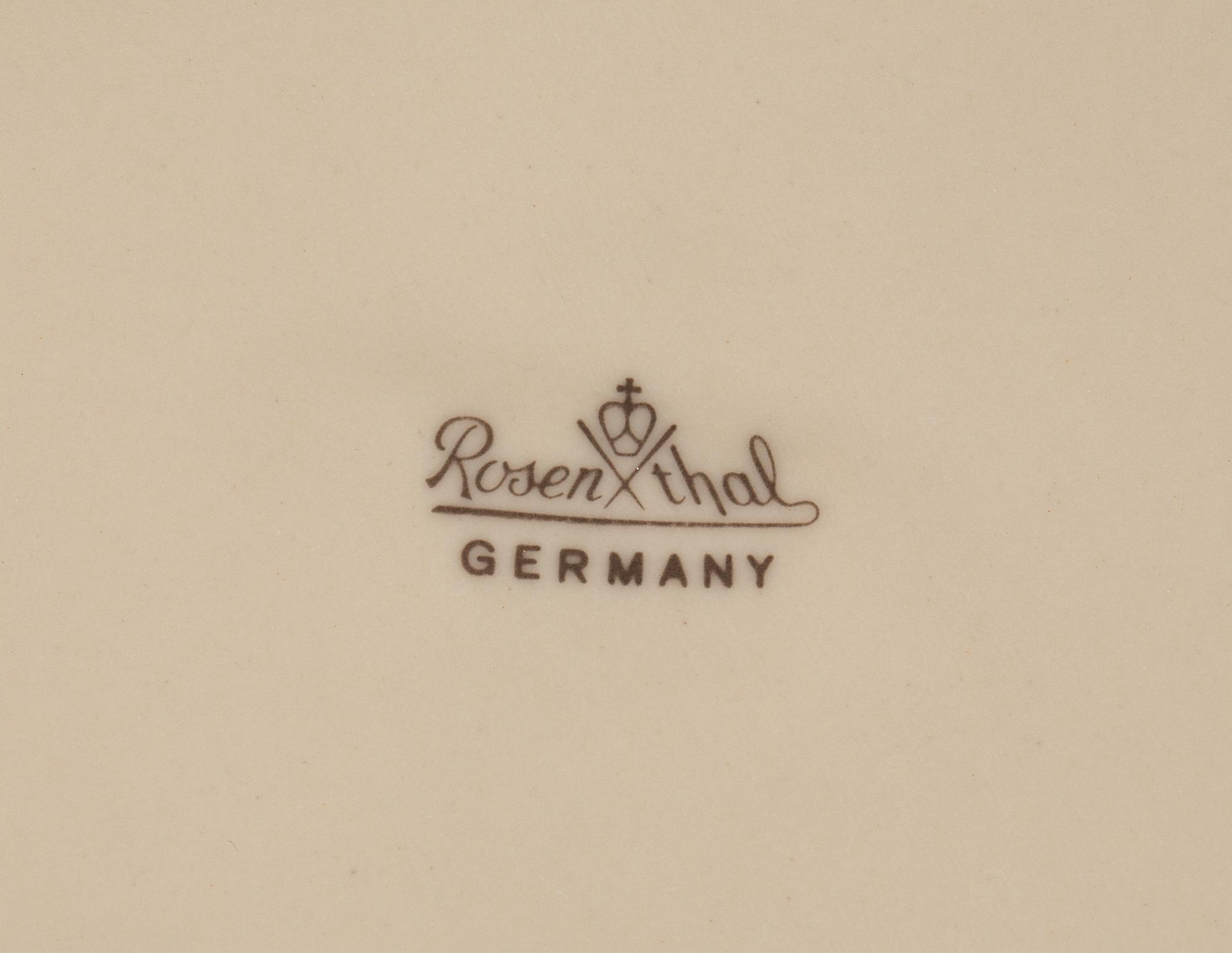 SERVISDELAR, 43 delar, porslin. "Flash One" Dorothy Hafner, Rosenthal.