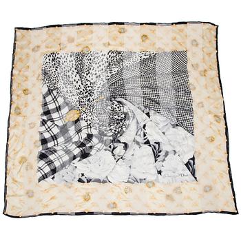 SCARF, Christian Dior.