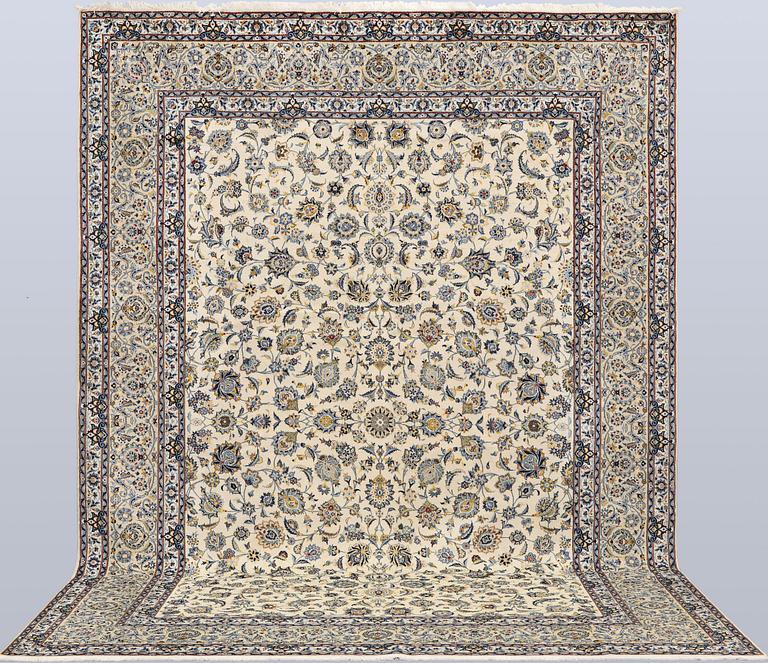 A Keshan carpet, 415 x 303 cm.