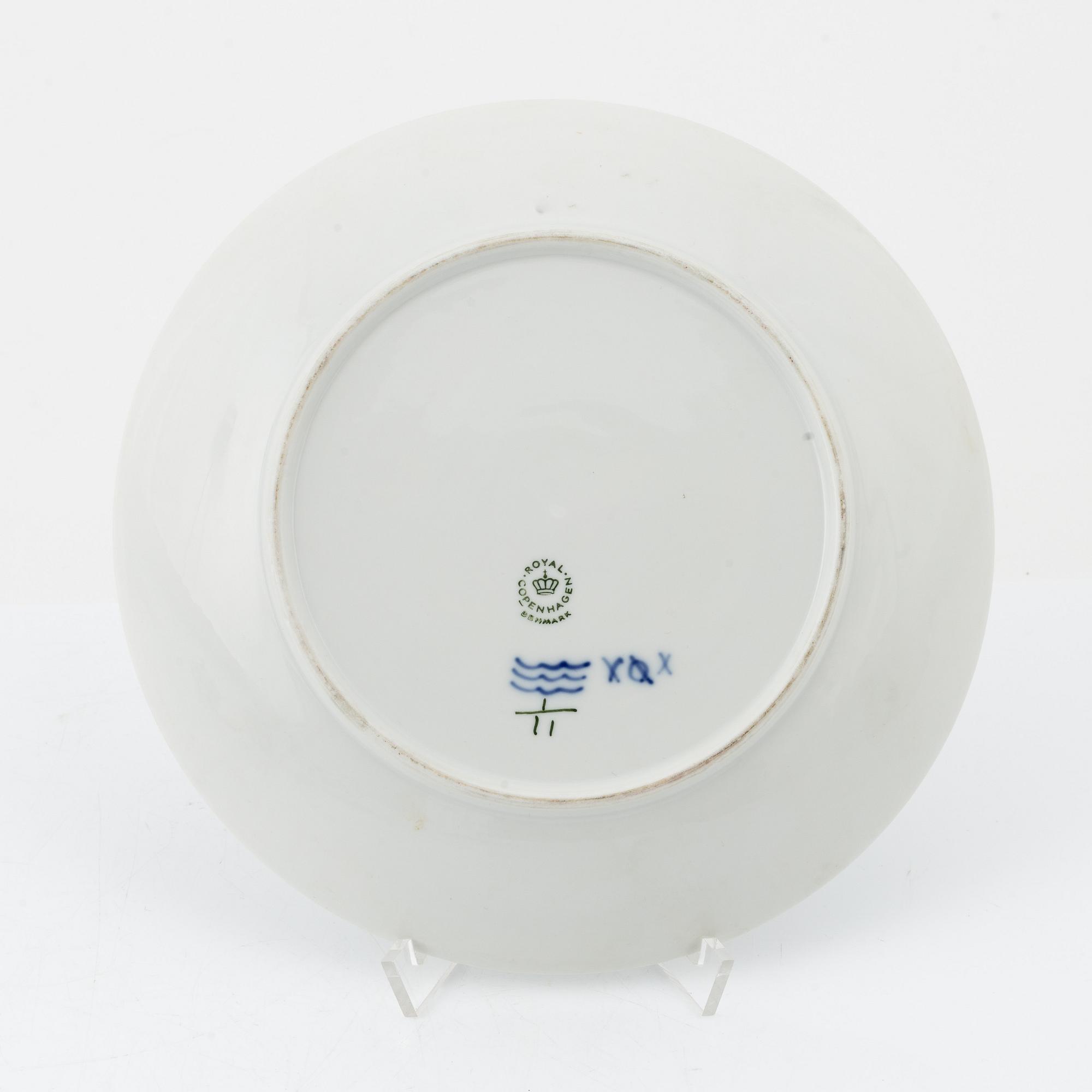 A 24-piece 'Musselmalet' tea service, Rifflet and half lace, Royal Copenhagen, Denmark.
