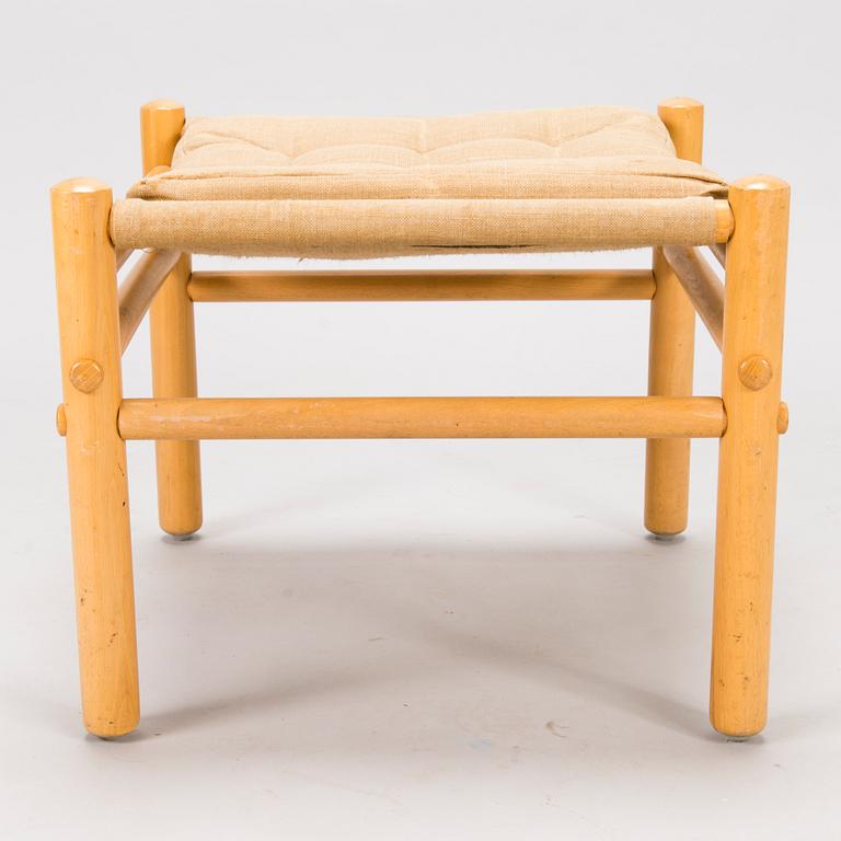 BROR BOIJE, A pair of 'Junker' easy chairs and an ottoman for Dux, Sweden, latter half of the 20th Century.
