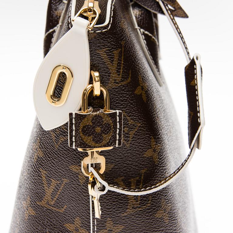 VÄSKA, "Fetish Lockit VIP", Louis Vuitton.