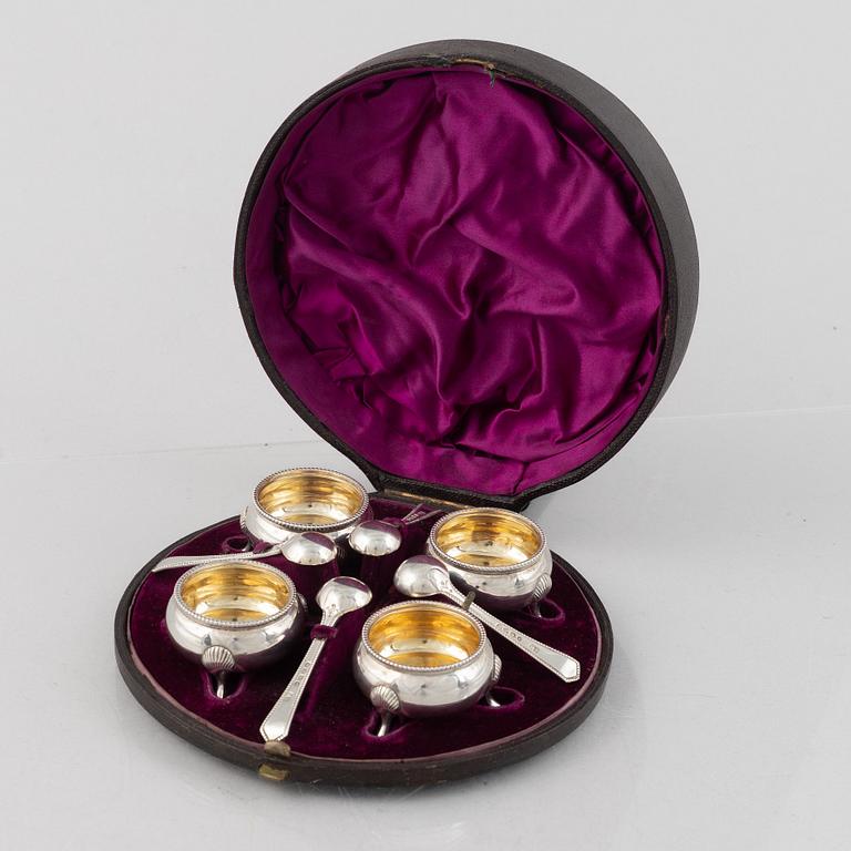 Four English Silver Salt Cellars, mark of William Evans, London 1883.