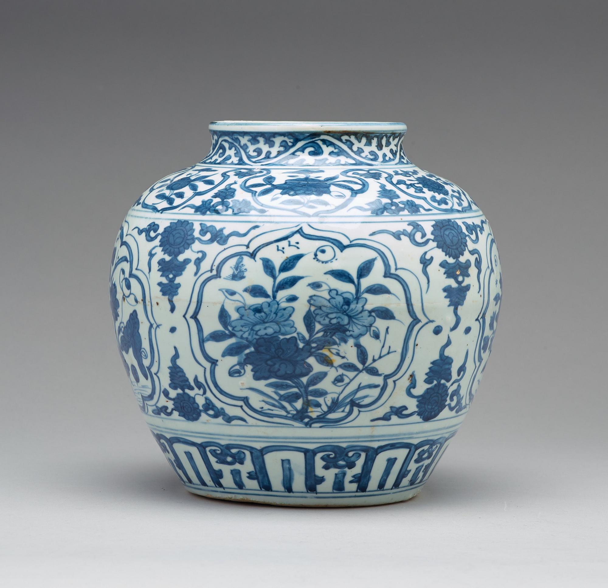 A blue and white jar, Ming dynasty (1368-1644).