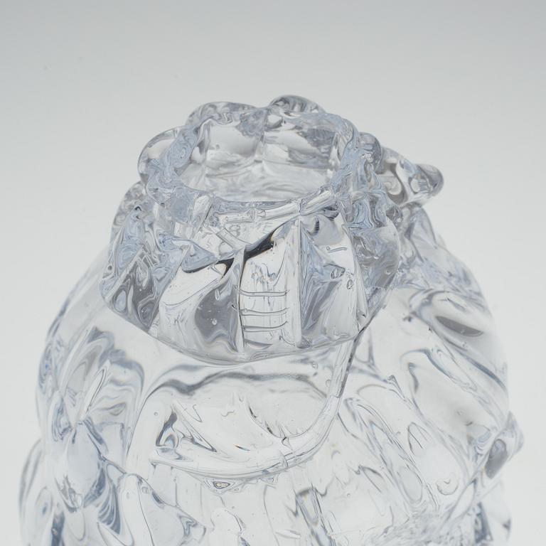 FREDRIK NIELSEN, a glass skulpture, signed and dated -06.