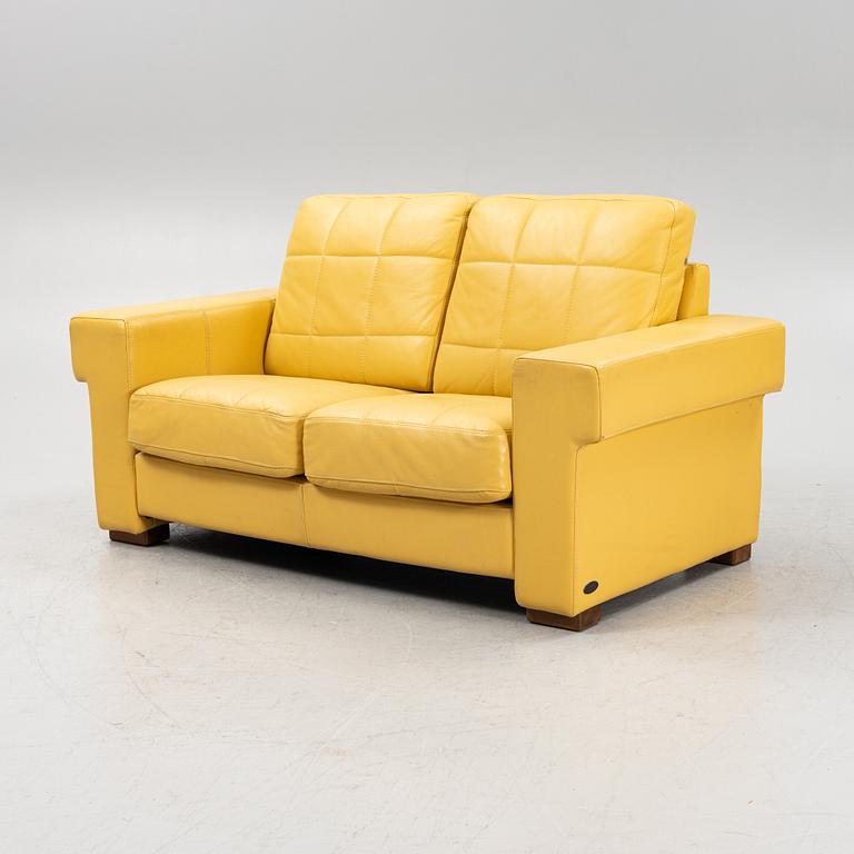 A sofa, Futura, later part of the 20th Century.