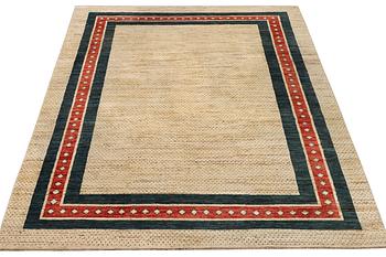 A Gabbeh carpet, c. 291 x 198 cm.