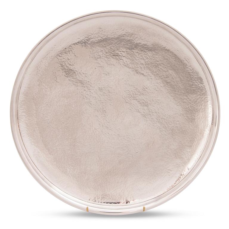 Tapio Wirkkala, A sterling silver dish, Hopeakeskus, Hämeenlinna, 1973.