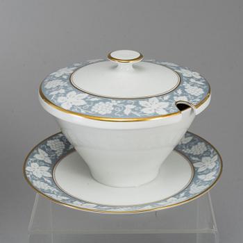 A part dinner service, Bavaria, Tirschenreuth, mid 20th century (55 pieces).