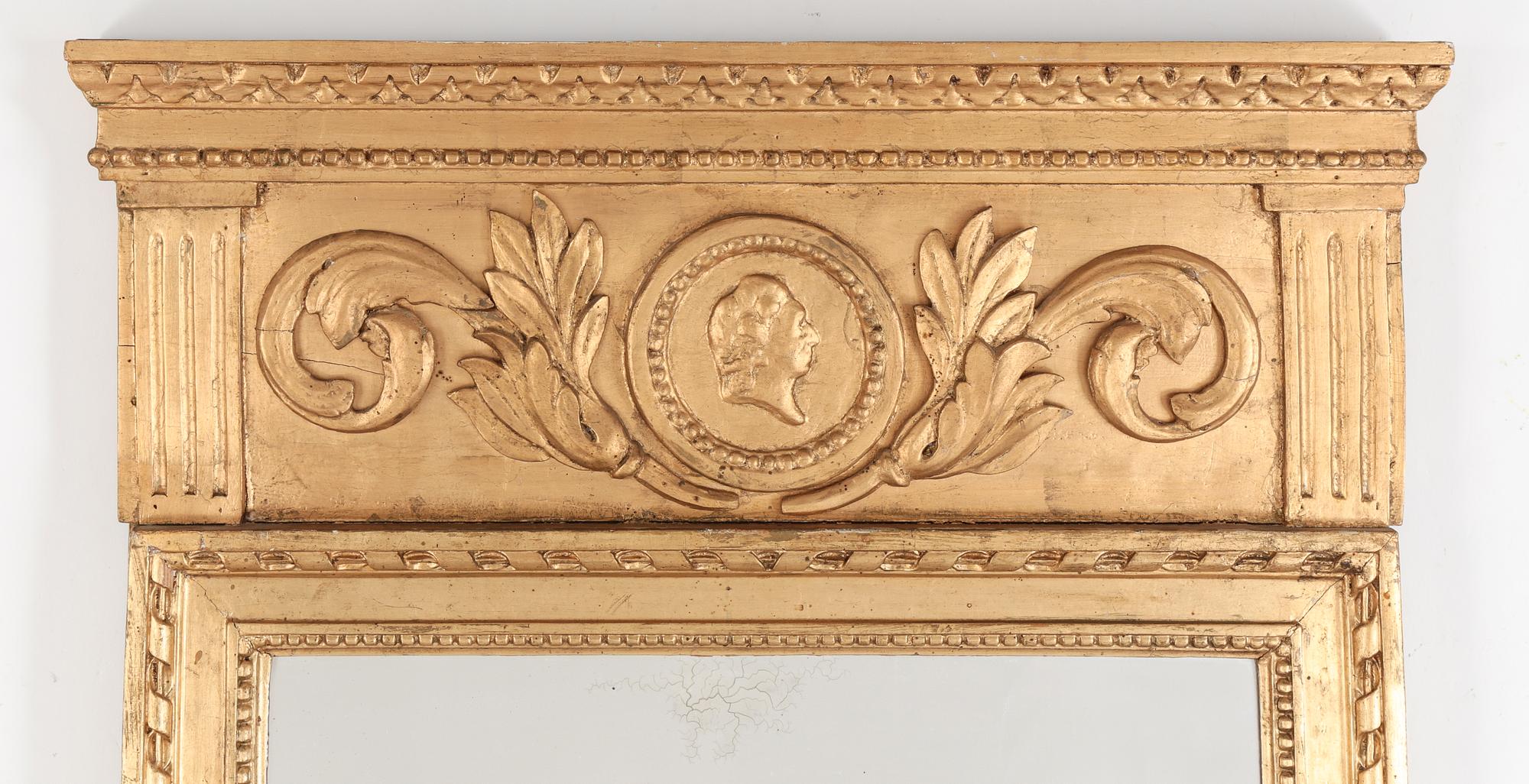 SPEGEL, sengustaviansk, omkring år 1800.