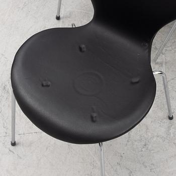 Arne Jacobsen, stolar, 6 st, "Sjuan" Fritz Hansen, Danmark, 1967 och senare.