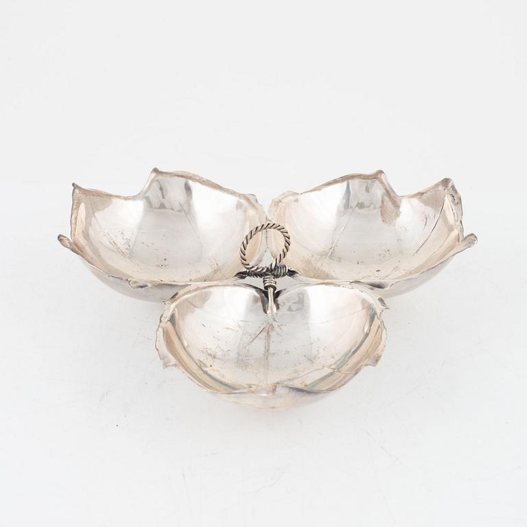 Alfredo Sciarrotta, skål, sterlingsilver, Black, Starr and Gorham, USA, omkring 1900-talets mitt.