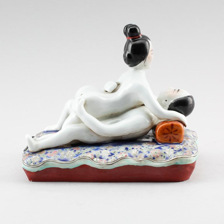 FIGURIN, porslin, Kina, 1900-/2000-tal.