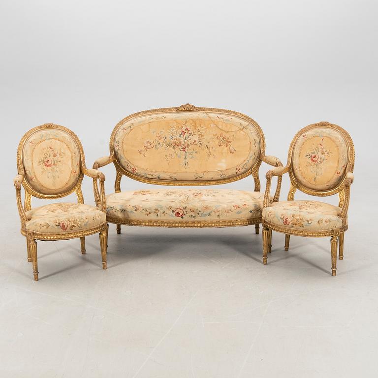 Soffgrupp 3 dlr Louis XVI-stil omkring 1900.