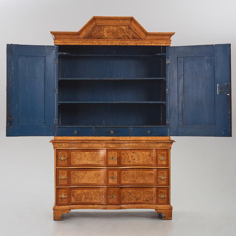 A Swedish Fredrik I burr-alder cabinet, first part of the 18th century.