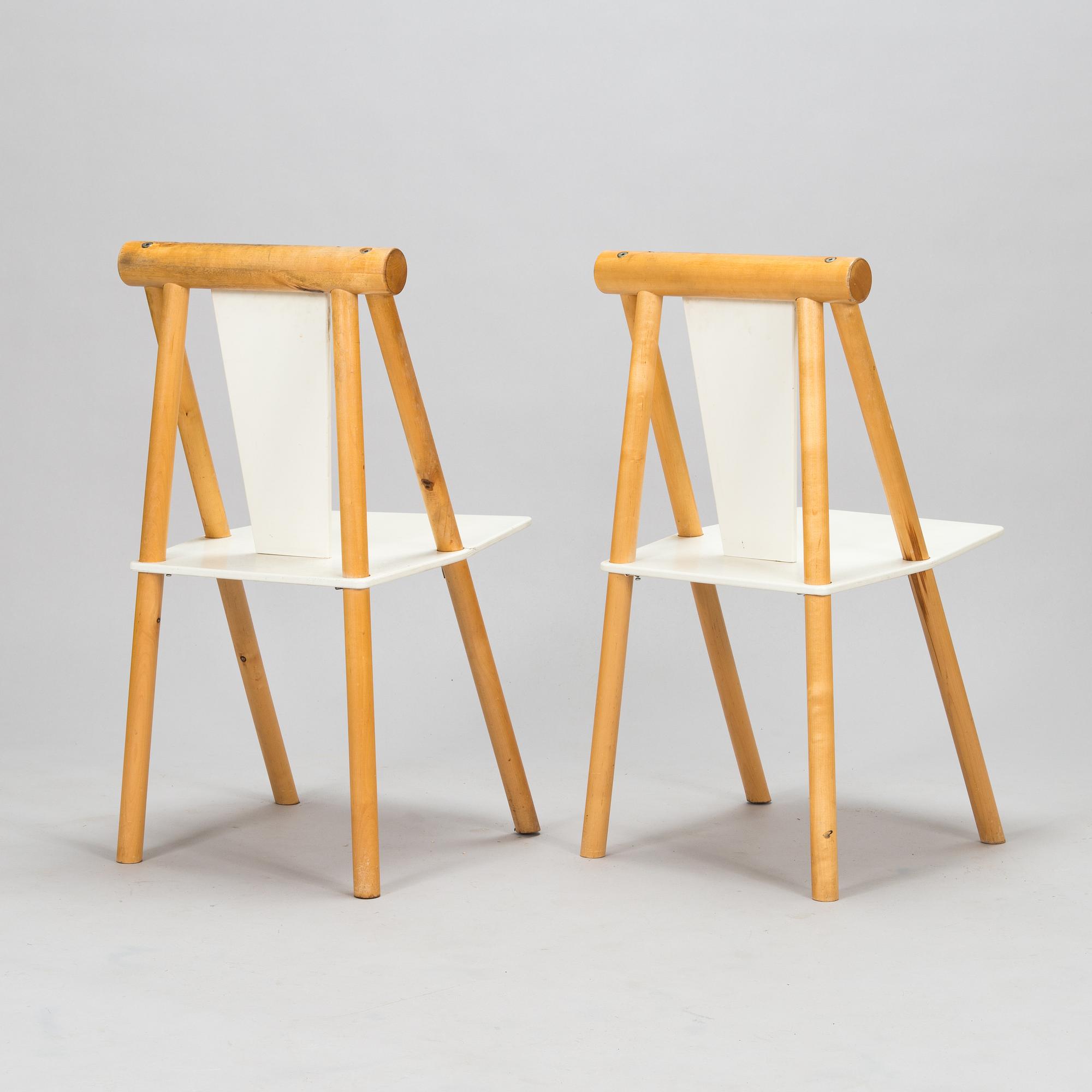 Yrjö Viherheimo & Rudi Merz, 5 stolar och bord, "Pinna", Korkeakoski Oy.