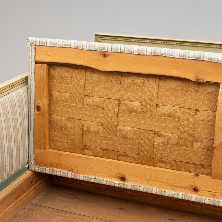 SOFFA, gustaviansk, 1800-talets början.