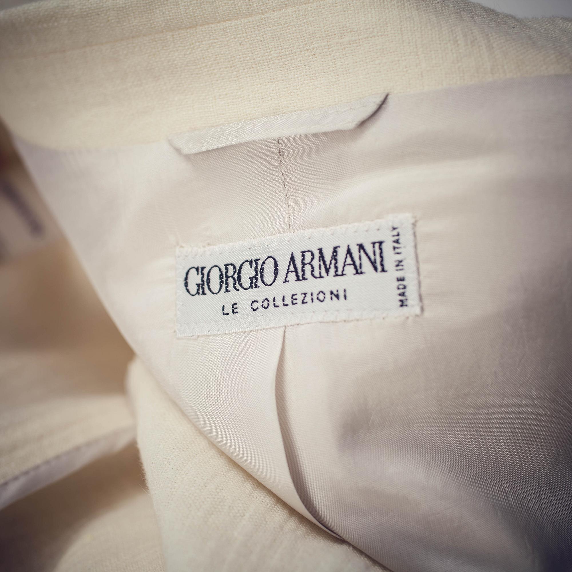 KAVAJ, Giorgio Armani.