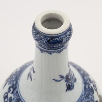 Flaska, porslin, Kina, Qingdynastin, Qianlong (1736-95).