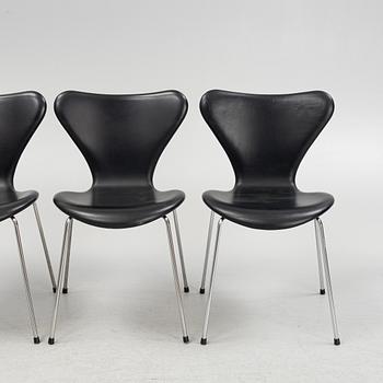 Arne Jacobsen, stolar 4 st, "Sjuan" för Fritz Hansen Danmark 2006.