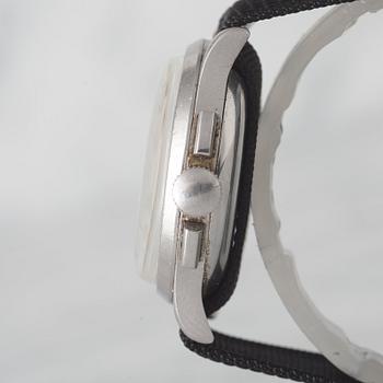 UNIVERSAL GENÈVE, chronograph, "Telemetre", wristwatch, 30,5 mm,