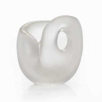 Timo Sarpaneva, veistos, lasia, "Hiidenkirnu", signeerattu Timo Sarpaneva Iittala.