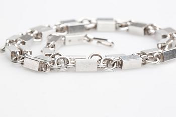 COLLIER, Wiwen Nilsson, Lund, 1969. Sterlingsilver.