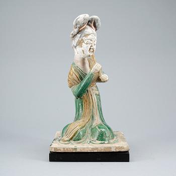 FIGURIN, lergods, Tang stil, 1900-tal.