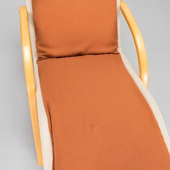 A 1980's Chaise Lounge.