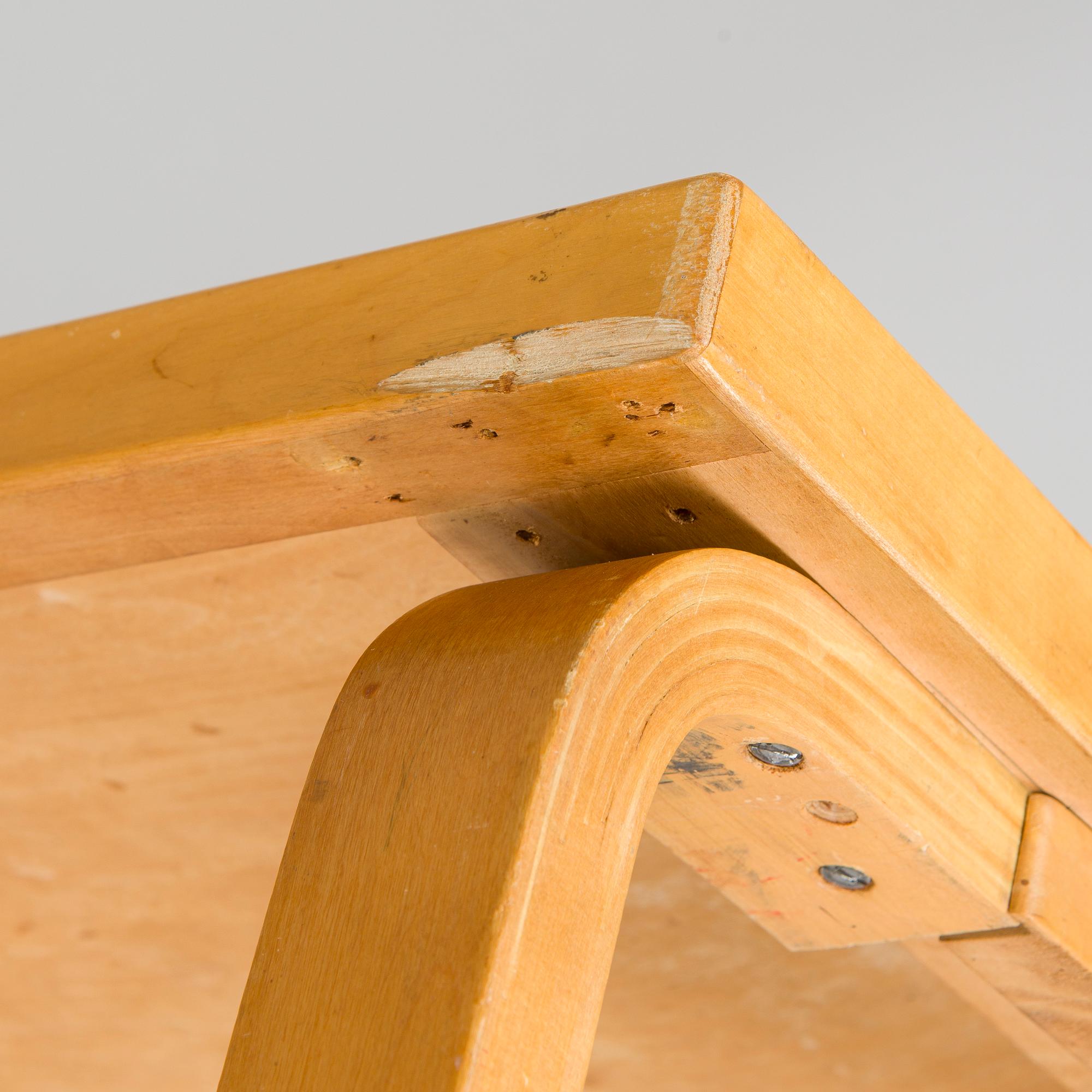 Alvar Aalto, A mid 1950s table '81' for O.Y. Huonekalu-ja Rakennustyötehdas A.B.