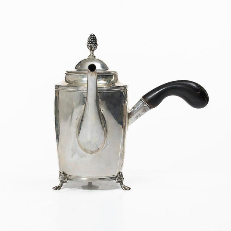 Andreas Isberg, choklad-/kaffekanna, silver, empire, Skänninge 1816.