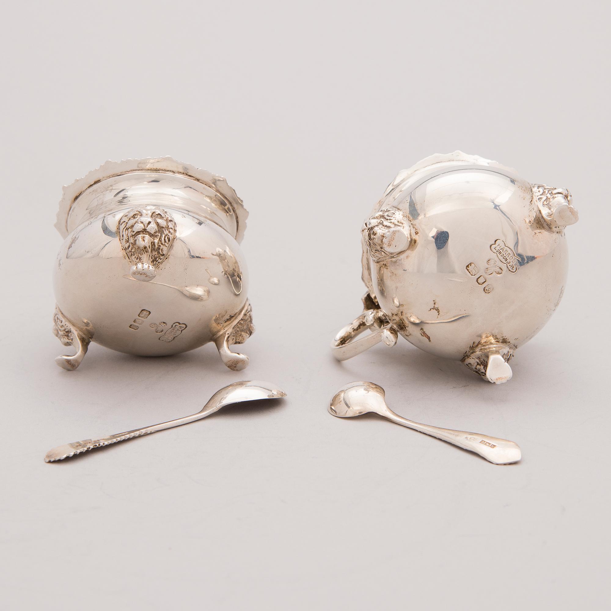 KRYDDSET, 4 delar, silver, Harrods, London, England, 1965-66. 531,6 g.