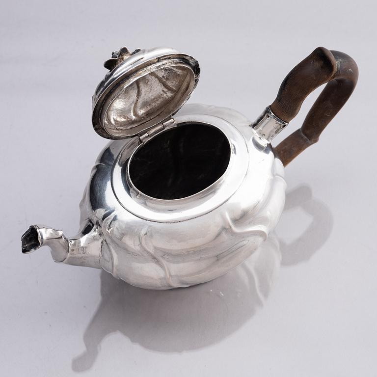 A Swedish 18th century small silver tea-pot, mark of Jonas Berg, Stockholm 1756.