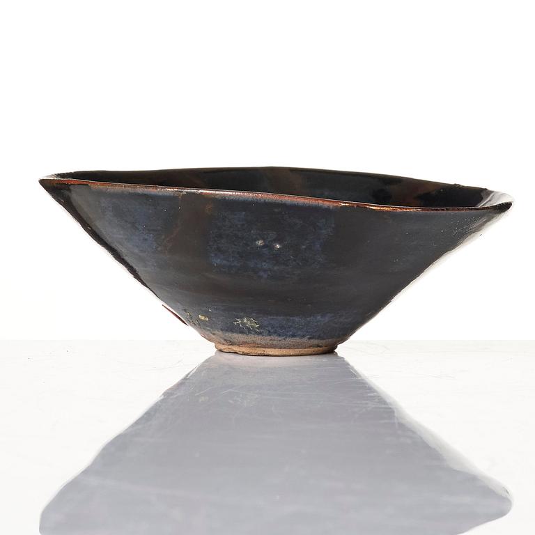 A Jizhou black glaze 'leaf' bowl, Southern Song dynasty (1127–1279).