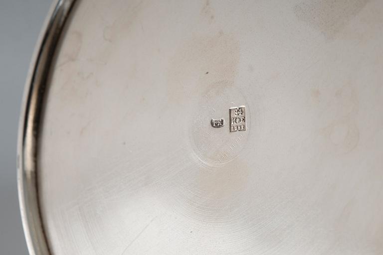 STOP, 84 silver. Robert Kohun St. Petersburg 1882. Höjd 17 cm, vikt 783 g.