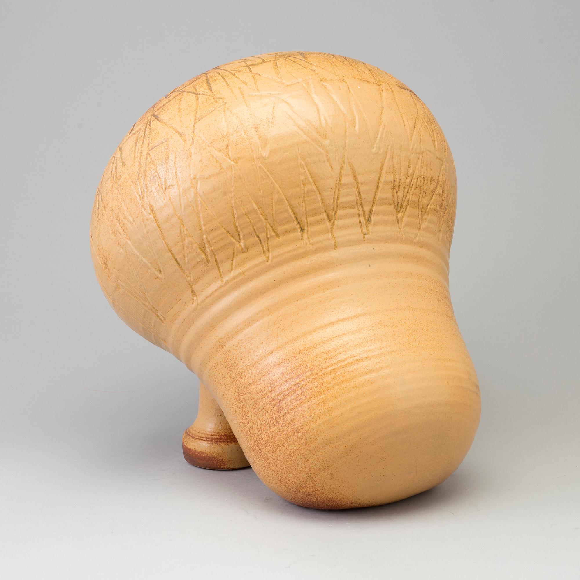 A stoneware 'Lejon Maxi' sculpture by Lisa Larson, Gustavsberg.