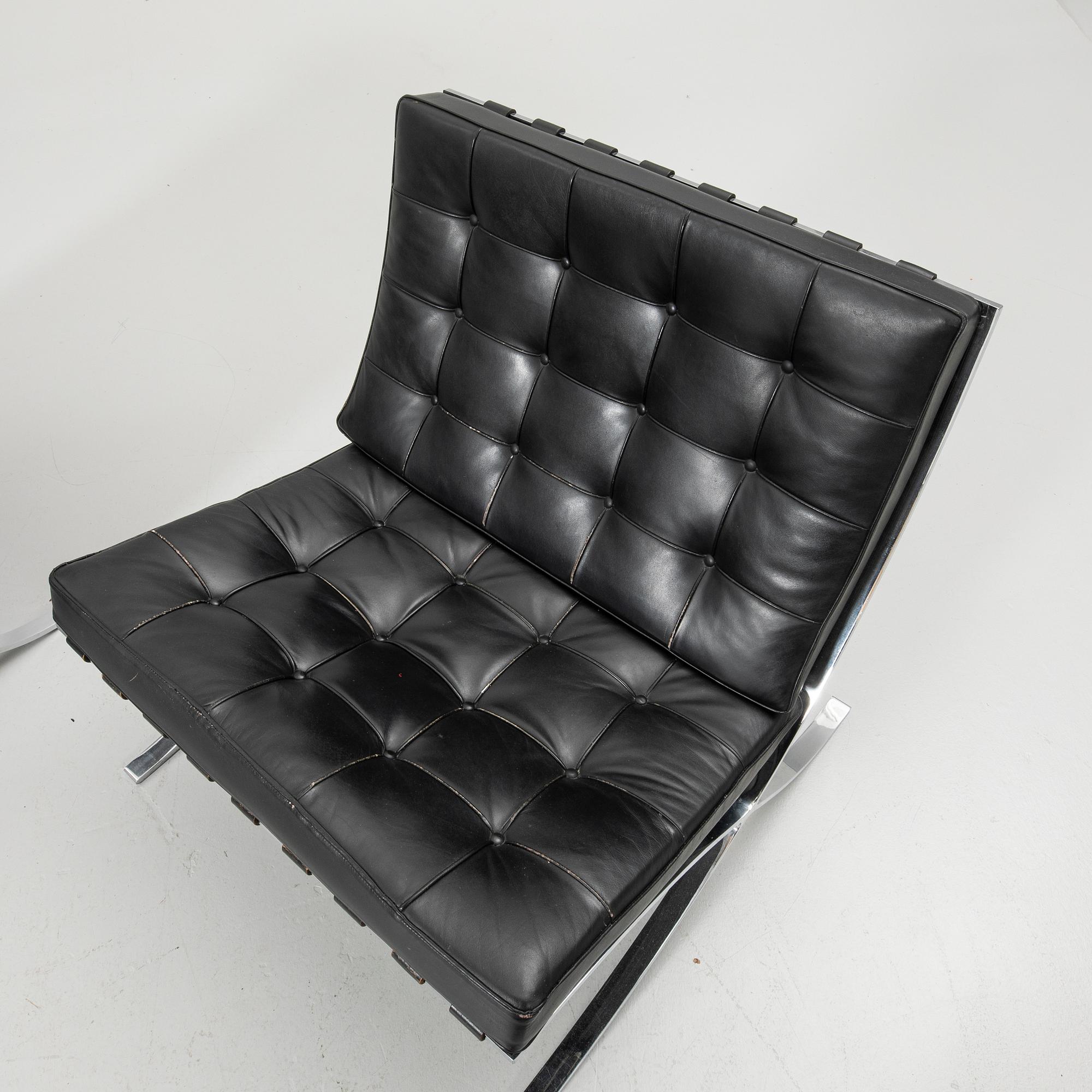 Ludwig Mies van der Rohe, Fåtöljer, ett par, "Barcelona", Knoll.
