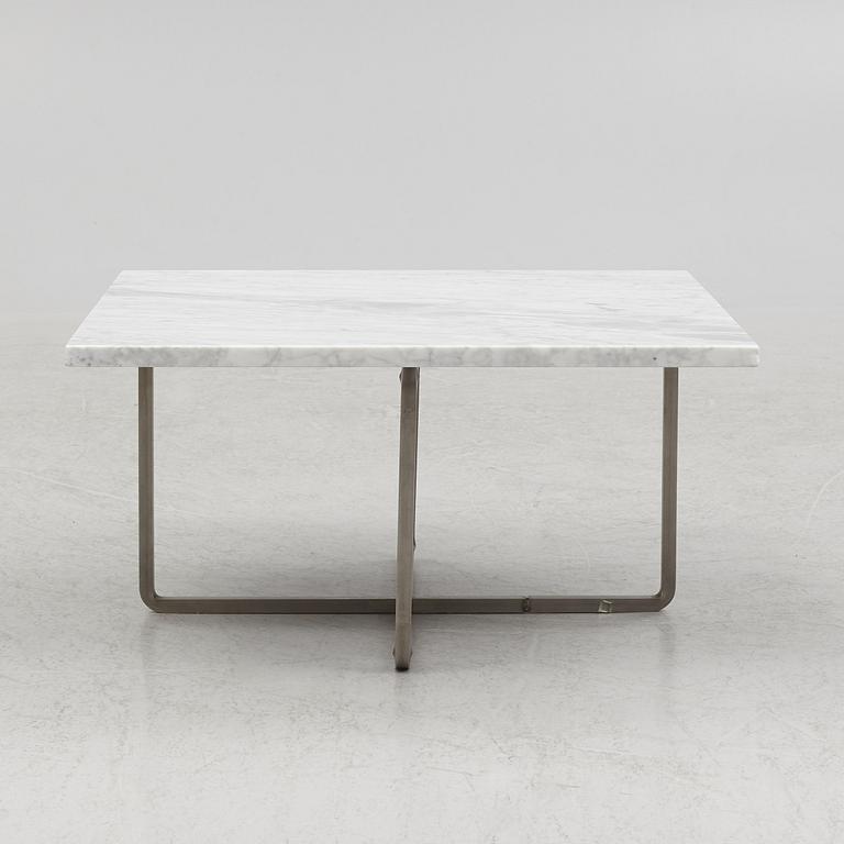 Coffee table, "Ninety", OX Denmarq, contemporary.