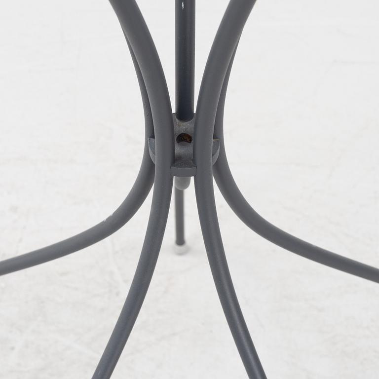 Jonas Bohlin, a 'Spira' coat hanger.