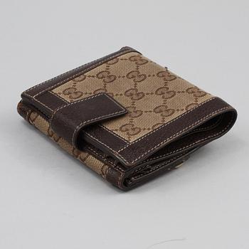 PLÅNBOK, Gucci.