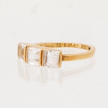 Wiwen Nilsson, an 18K gold ring set with square-cut synthetic spinels, Lund.