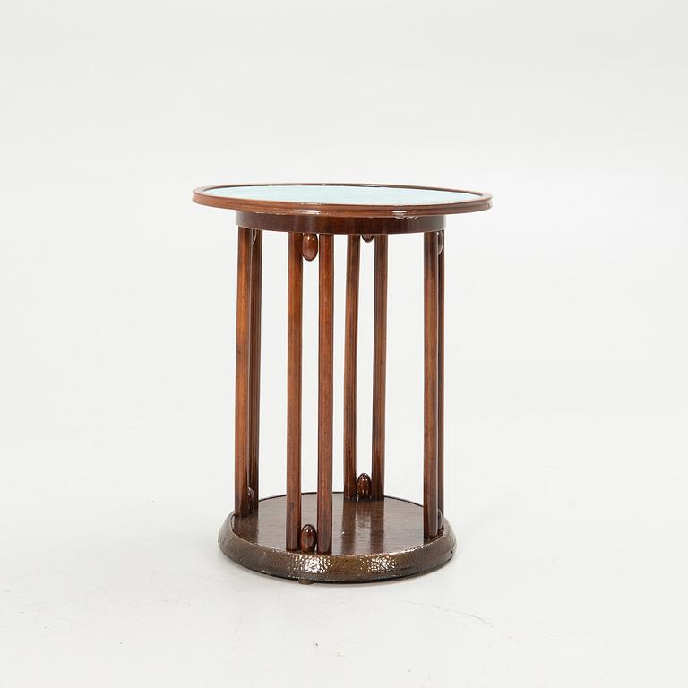 Side table, Thonet, early 20th century.