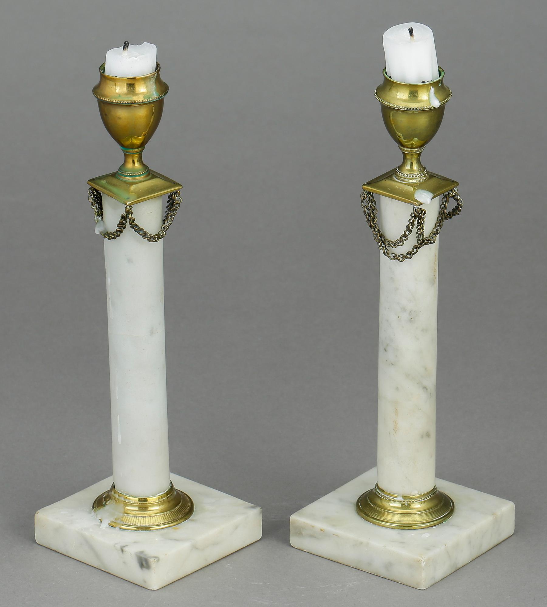 LJUSSTAKAR, ett par, Gustaviansk stil, omkring 1900.