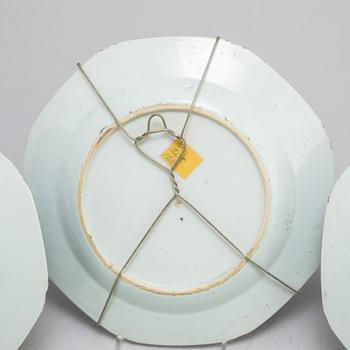 A blue and white dish, and three plates, Qing dynasty, 18th Century.