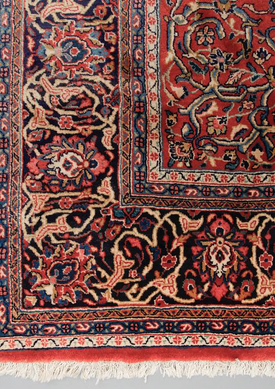 MATTA, troligen Isfahan, old, ca 346 x 256 cm.